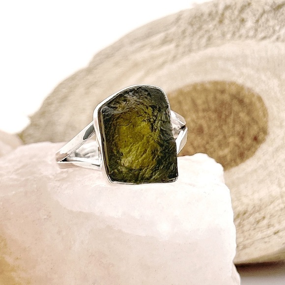 Moldavite Large Raw Natural Crystal Solid Sterling Silver Gemstone Ring - Picture 1 of 7